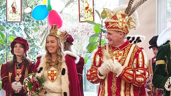 Karnevalsparty der Kommunionkinder - Das Prinzenpaar im Focus Im Focus: Prinzessin und Prinz